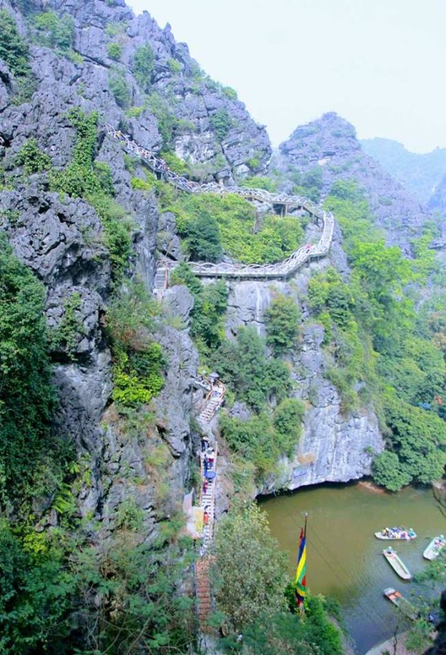 Thêm nhiều công trình xâm phạm Di sản Tràng An ảnh 2