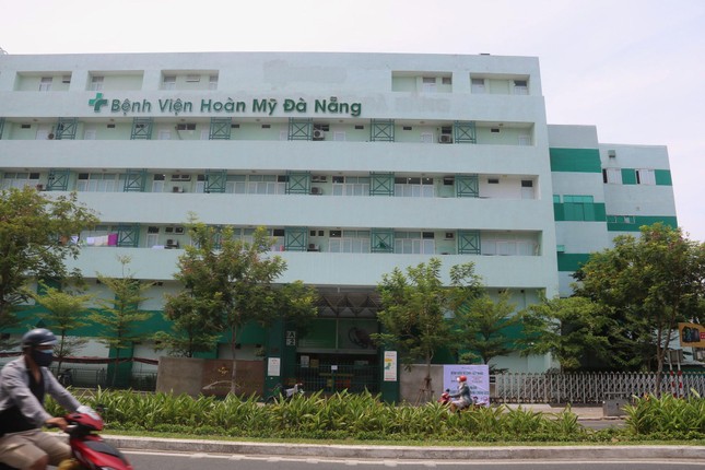 Nam điều dưỡng bệnh viện Hoàn Mỹ Đà Nẵng dương tính với SARS-CoV-2 ảnh 1