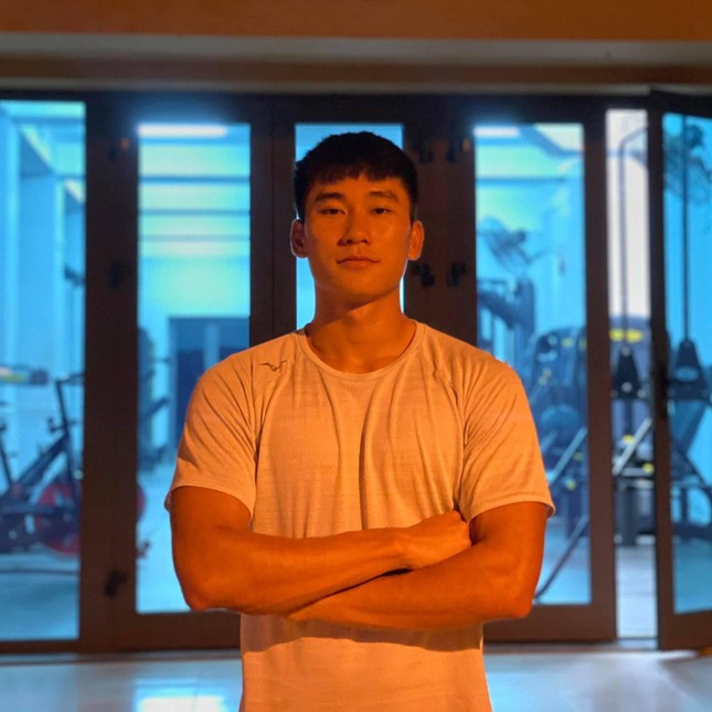 5 cầu thủ vừa được triệu tập lên ĐT Quốc gia Việt Nam: Toàn gương mặt hotboy Gen Z! ảnh 14