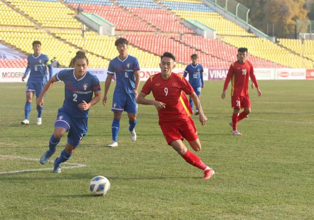 Lê Văn Xuân - nam cầu thủ ghi bàn trong trận U23 Việt Nam - U23 Đài Bắc Trung Hoa là ai? ảnh 1