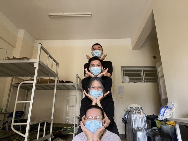 Hành động “cúi đầu xin lỗi Tổ quốc” của DHS: Một thế hệ không sống chỉ cho bản thân ảnh 2