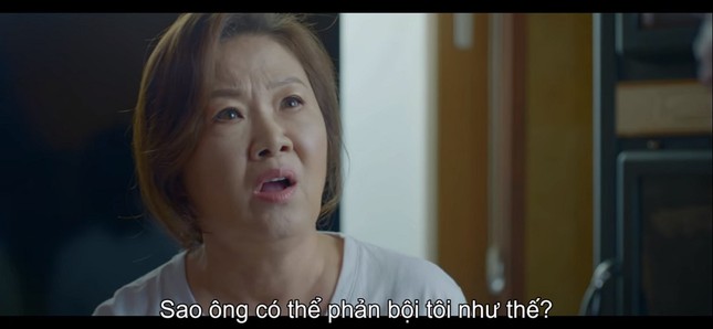 “Hospital Playlist” tập 5 gây bối rối khi chủ tịch và viện trưởng cùng chơi... ma sói ảnh 4