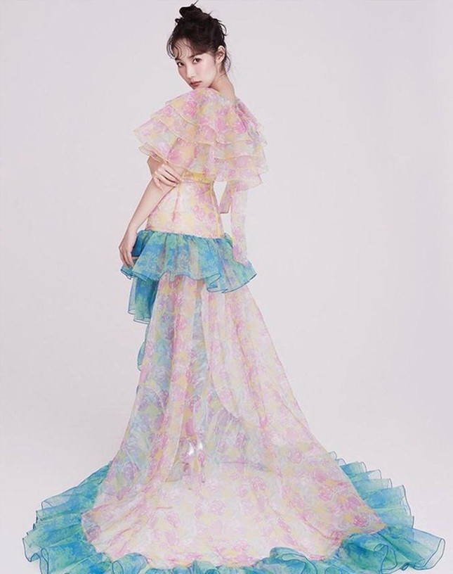 Màn đọ sắc “bất phân thắng bại” của Rosé, Nancy và Park Min Young khi “đụng hàng” ảnh 3