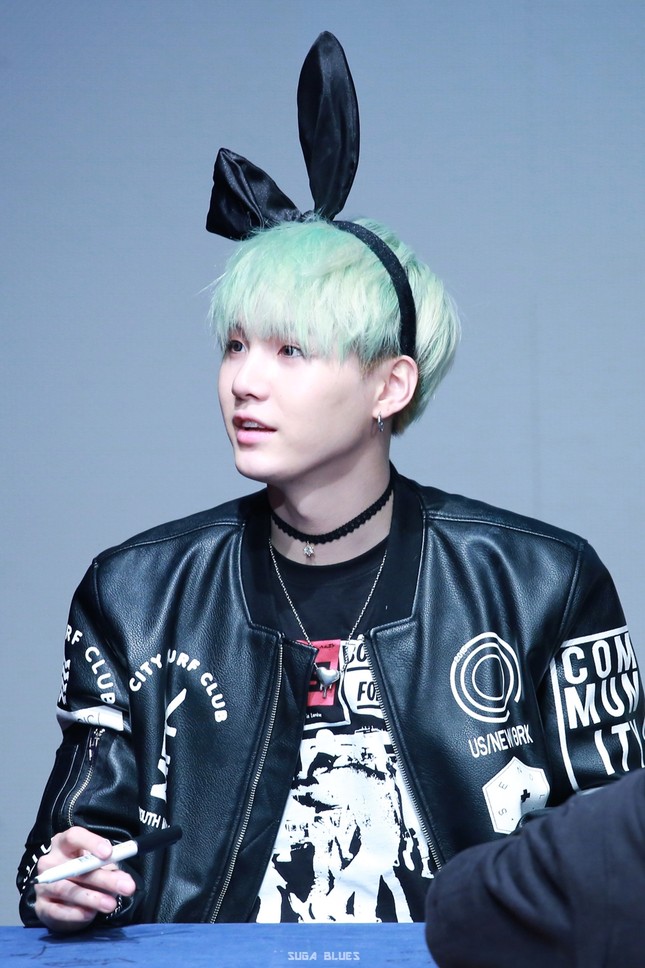 Hóa ra showbiz Hàn có vô vàn idol nam sở hữu bờ vai “rộng như Thái Bình Dương” ảnh 9