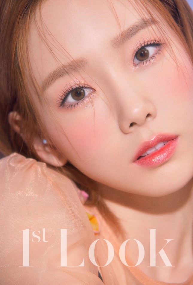 Taeyeon xinh như thiên thần trên bìa tạp chí 1st Look, nghẹn ngào mỗi khi nhắc đến fan ảnh 2