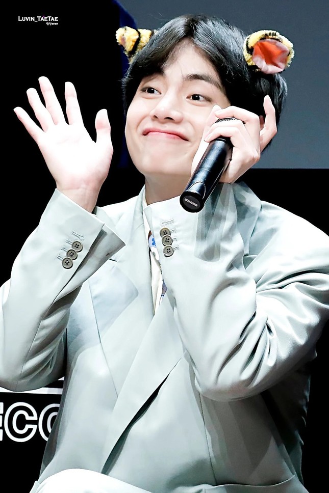 BTS nói gì khi được hỏi “Bạn muốn các thành viên khác nghĩ về mình thế nào?“ ảnh 6