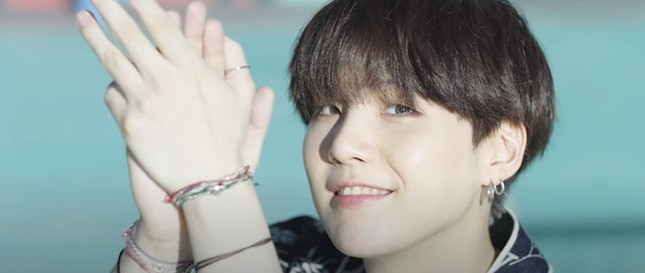 Teaser MV “Dynamite” của BTS ẩn chứa nhiều thông điệp thú vị, từng chi tiết đều có ý nghĩa ảnh 9