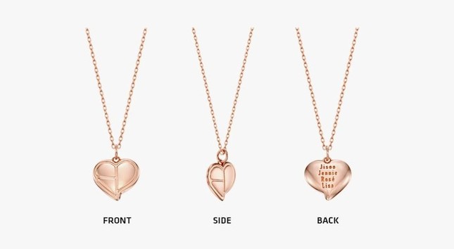 YG tung bộ phụ kiện trang sức gắn tên BLACKPINK cực xinh, thiết kế tinh xảo đẹp mắt ảnh 1