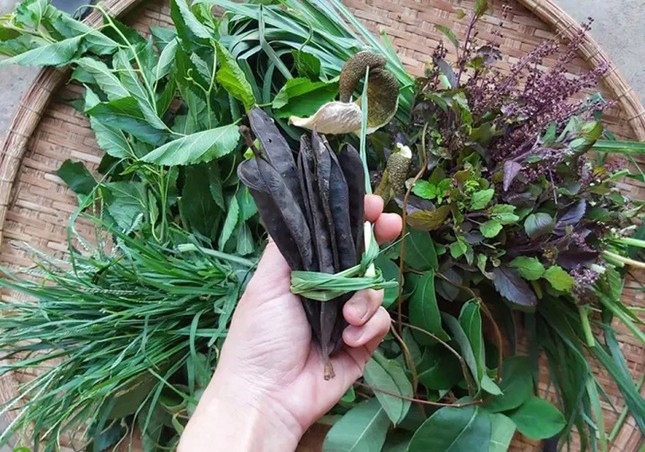 Liệu dầu gội thảo mộc đang siêu hot có khả năng “cứu rỗi” mái tóc xác xơ như lời đồn? ảnh 3