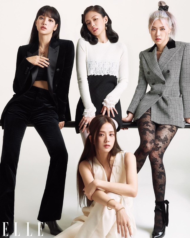 Mặc quần tất lưới cho Rosé trên ELLE Mỹ, stylist của BLACKPINK bị chê thiếu tinh tế ảnh 5