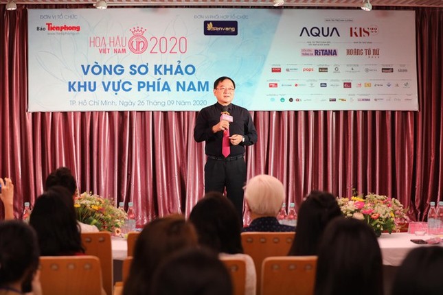 Tiểu Vy, Mỹ Linh xinh tươi trẻ trung, “đối lập” bất ngờ trong sơ khảo Hoa Hậu Việt Nam ảnh 1
