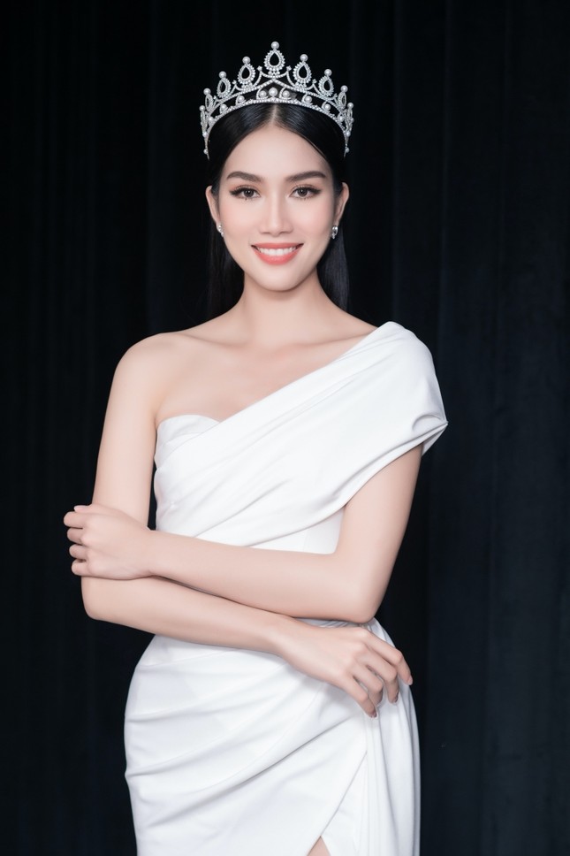 Hoa Hậu Việt Nam 2020: Á hậu Phương Anh gây chú ý trên đấu trường nhan sắc quốc tế ảnh 5