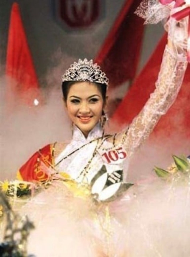 Ngắm nhan sắc sau khi đăng quang của Đỗ Thị Hà và Hoa Hậu Việt Nam qua các thời kỳ ảnh 11