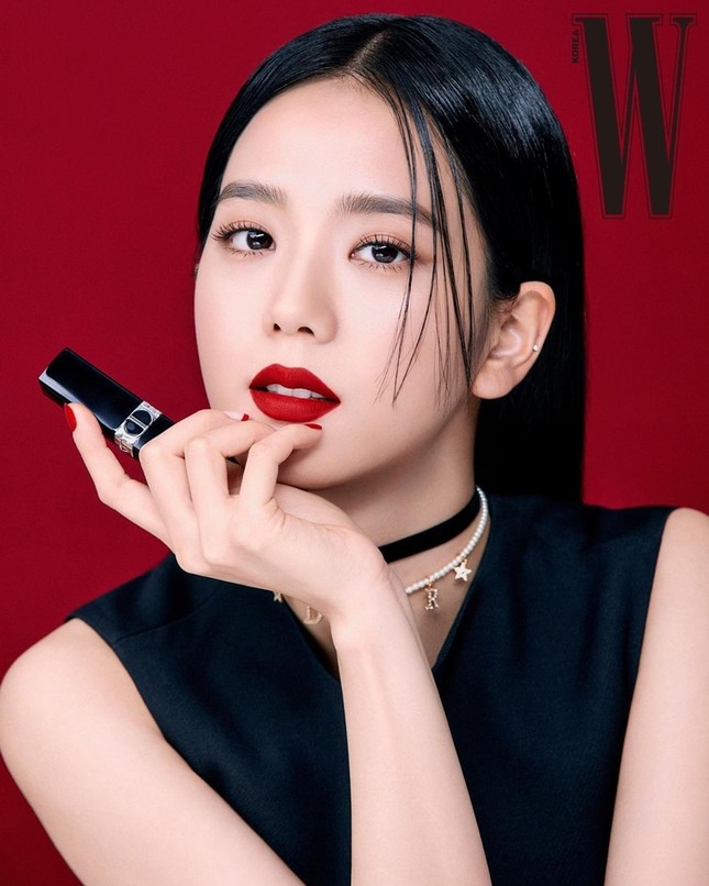 Học ngay Jisoo (BLACKPINK) cách chọn son để make-up xinh lung linh đón Tết ảnh 1