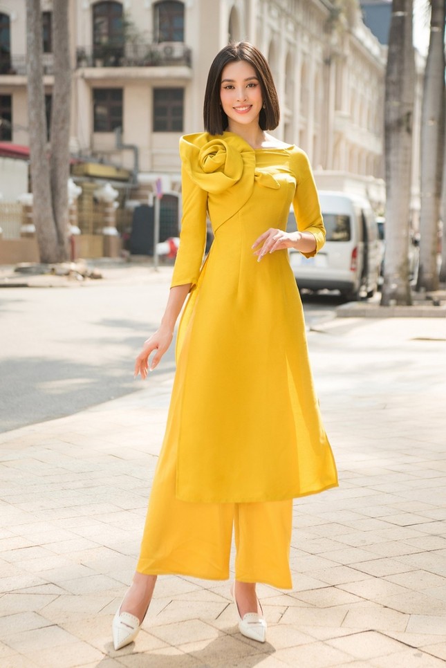 Dàn mỹ nhân Việt gợi ý cách diện áo dài Tết cực xinh để có những bức ảnh nghìn like ảnh 7