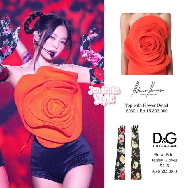 Cận cảnh chiếc áo hoa hồng trứ danh của Jennie BLACKPINK trong concert The Show, giá thực sự gây choáng ảnh 2