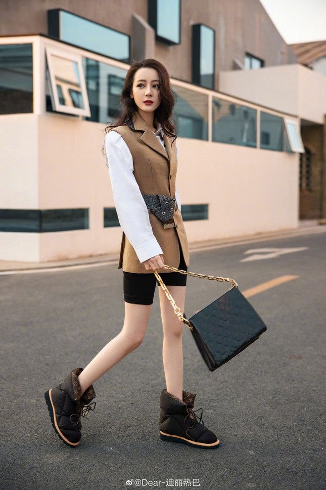 Đặt 3 mỹ nhân C-Biz được chọn làm đại sứ của Louis Vuitton lên bàn cân, ai có khí chất nhất? ảnh 6
