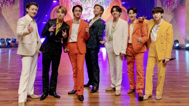 Đăng tin sai sự thật, hàng loạt page giải trí lớn phải xin lỗi cộng đồng người hâm mộ BTS ảnh 1
