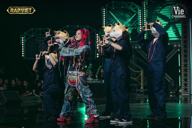 Chất như cặp đôi hệ melody: MCK từ chối hầm hố, Tlinh xứng danh thế hệ nữ rapper toàn diện ảnh 2