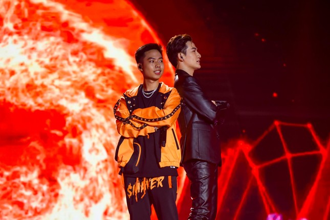Điểm sáng “King Of Rap” tập 12: RichChoi và Hà Lê trình diễn Rap trên nền nhạc Trịnh ảnh 6