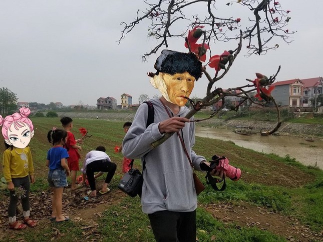 Cây hoa gạo trong “Cô gái nhà người ta” xác xơ sau khi khách du lịch đổ xô tới tham quan ảnh 4