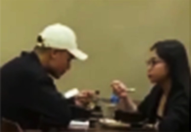 Trước 4 ngày giới thiệu bạn gái mới với bạn bè, Quang Hải vẫn đi ăn cùng Nhật Lê? ảnh 3