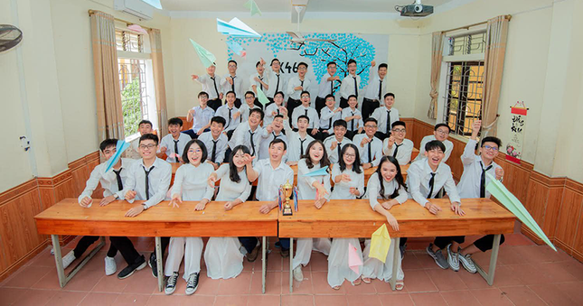 Lớp học “siêu nhân” ở Nghệ An: 2/3 lớp được tuyển thẳng Đại học, còn lại đều trên 27 điểm ảnh 1