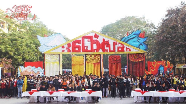 Sinh viên Đại học Kinh tế Quốc dân háo hức đón năm mới với “Tết - 360 độ Xuân 2021“ ảnh 1
