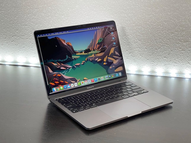 Đánh giá của The Verge: Đâu là những mẫu laptop đáng mua nhất ở thời điểm hiện tại? ảnh 3