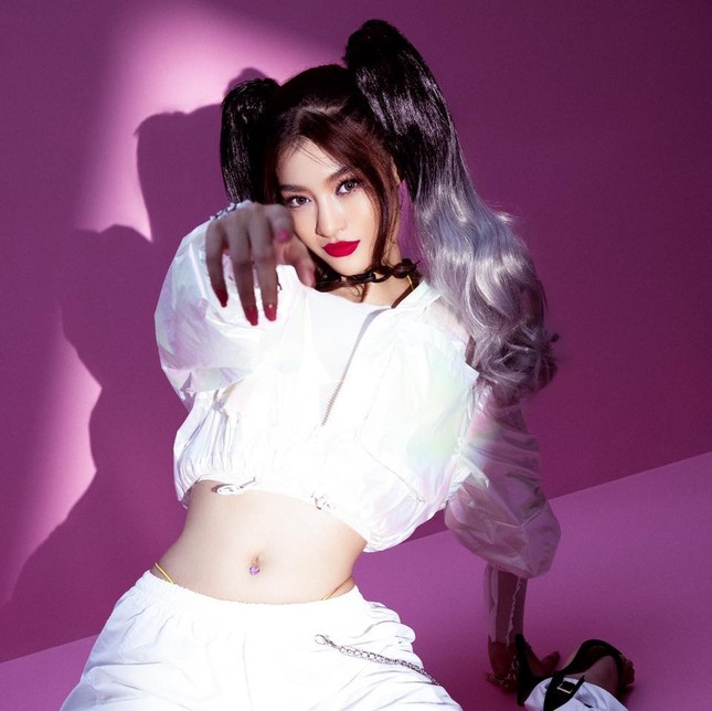 Dân mạng thích thú với bản cam kết sử dụng điện thoại năm 17 tuổi của “Á hậu rapper” Kiều Loan ảnh 3