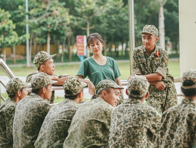Hậu Hoàng viết tâm thư sau “Sao Nhập Ngũ”, có hẳn gạch đầu dòng riêng cho Mũi trưởng Long ảnh 1