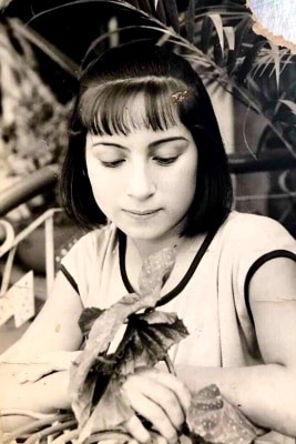 Ngắm Phi Nhung xinh đẹp thời trẻ ảnh 2