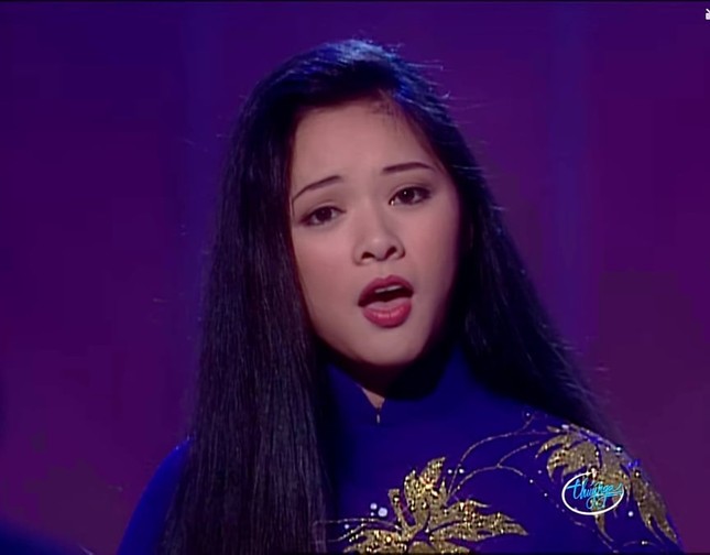 Bóng hồng trong 'Nỗi buồn hoa phượng' của nhạc sỹ Thanh Sơn ảnh 4