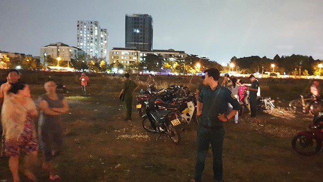 Đôi nam nữ bốc cháy như đuốc trong đêm ở Sài Gòn ảnh 1