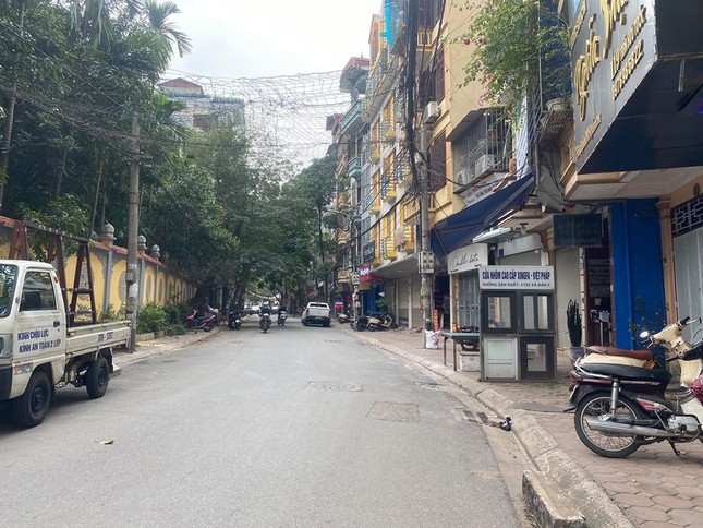 Đóng cửa hàng, chuyển hướng bán online vì Covid-19 ảnh 2