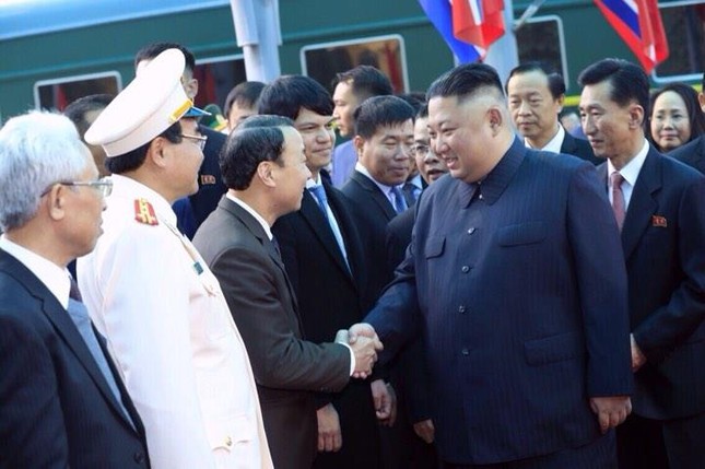Đoàn tàu bọc thép Triều Tiên đã rời Đồng Đăng trở lại ga Bằng Tường ảnh 1