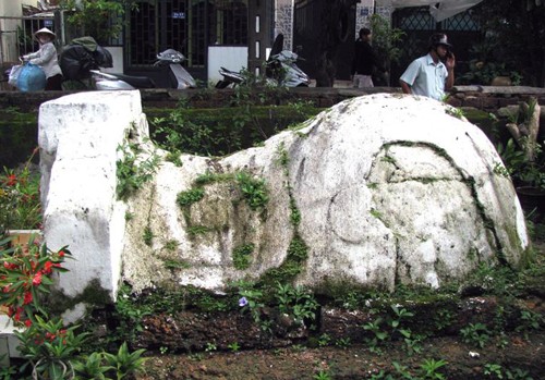 Cổ mộ hình 'ngưu miên' ở Sài Gòn ảnh 2