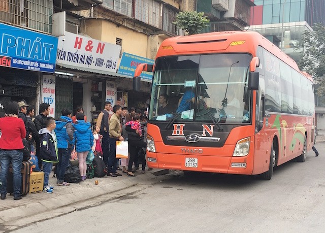 Thanh tra giao thông làm ngơ để xe trái tuyến lộng hành ảnh 3