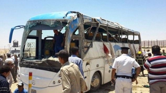Đáp trả vụ xả súng, Ai Cập không kích căn cứ khủng bố ở Libya ảnh 2