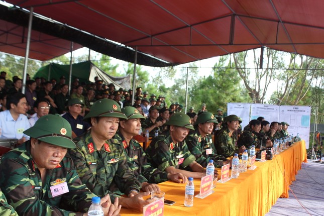 Sư đoàn 324 diễn tập thực binh bắn đạn thật khu vực phòng thủ tỉnh Nghệ An năm 2017 ảnh 1