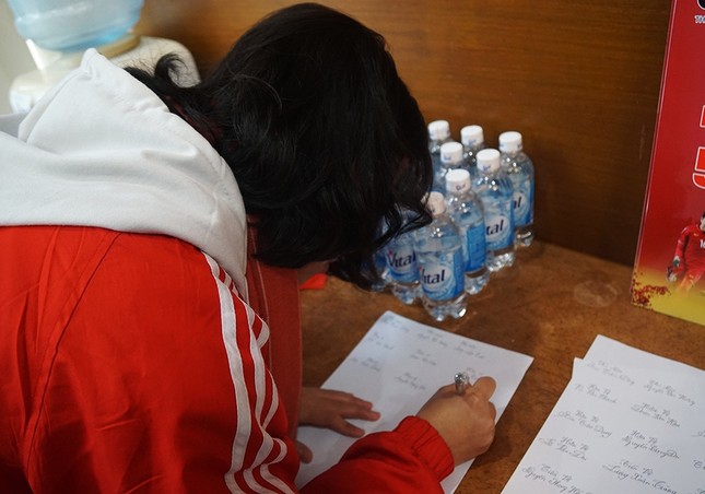 U23 Việt Nam: 'Không quản mưa tuyết, cứ ra sân là 'chiến' thôi' ảnh 37