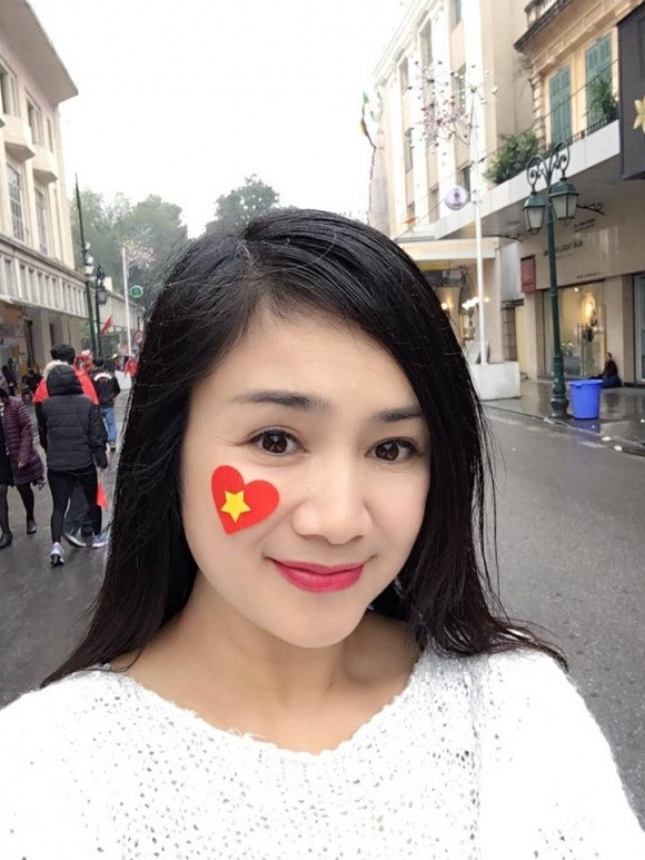 Thu Hà 'Lá ngọc cành vàng' vẫn đẹp rạng ngời dù đã ở tuổi 50 ảnh 7