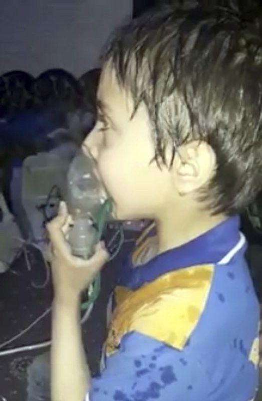 14 người thiệt mạng trong vụ tên lửa không kích sân bay Syria ảnh 6