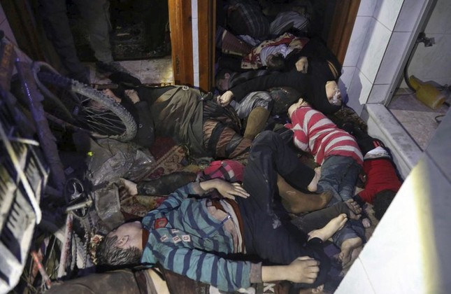 14 người thiệt mạng trong vụ tên lửa không kích sân bay Syria ảnh 1