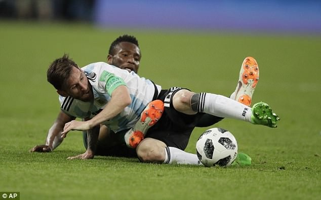 Bố thủ quân Nigeria bị bắt cóc trước trận gặp Argentina ảnh 2