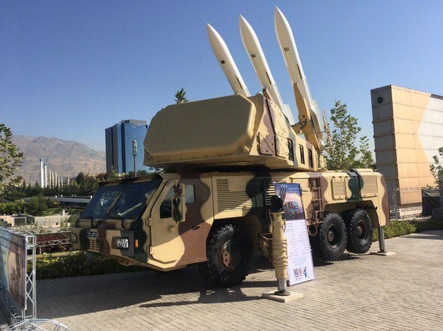 Bị chọc tức, Iran khoe chiến tích bắn hạ máy bay không người lái Mỹ ảnh 2