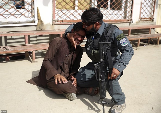 Afghanistan: Tấn công đẫm máu tại bệnh viện phụ sản, gần 30 người thương vong ảnh 4