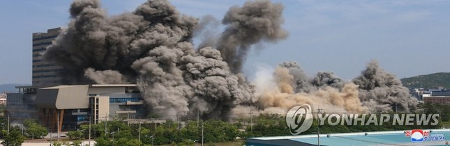 Triều Tiên đưa quân đến biên giới, bất ngờ mở lỗ châu mai ảnh 4