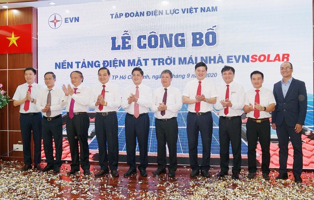 EVNSOLAR- Nền tảng tương tác hệ sinh thái điện mặt trời mái nhà ảnh 1