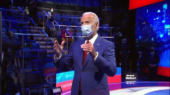 Hai ông Trump và Biden cùng tổ chức hỏi-đáp, tranh sóng giờ vàng truyền hình ảnh 2